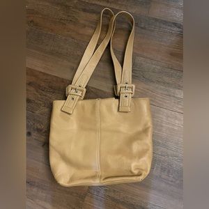 Tommy Hilfiger Hand Bag